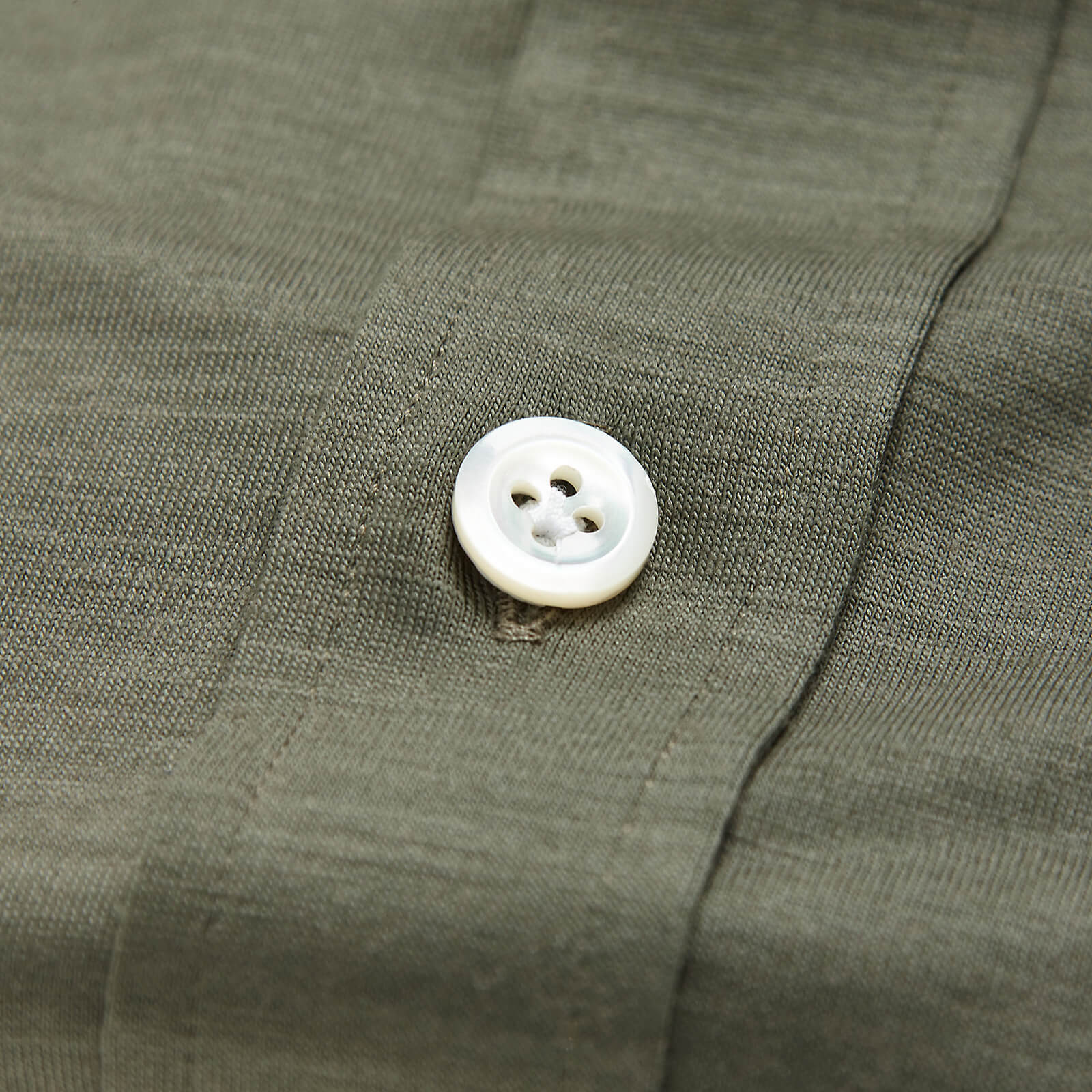 Button-Down Jersey Hemd aus Wolle Khaki